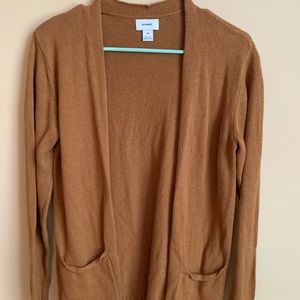 Tan cardigan with pockets!!